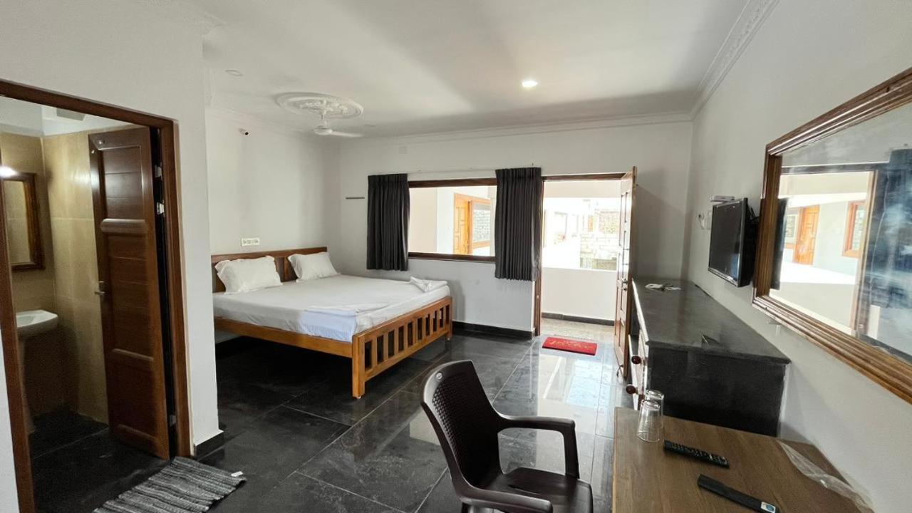 Anand Beach Guesthouse By Moonrocks Mahábalipuram Kültér fotó